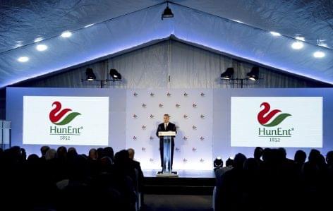 Víziszárnyas-feldolgozó üzemet avatott a miniszterelnök