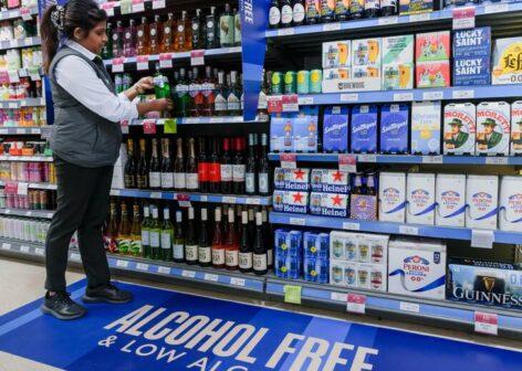 A Diageo és a Waitrose külön polcrészt biztosít az alkoholmentes italok számára