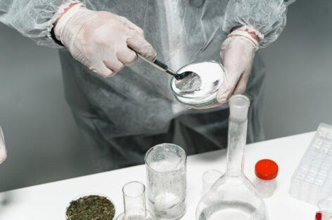 NAV: more than 25,000 liters of alcohol of unknown origin were seized by the tax inspectors in a distillery
