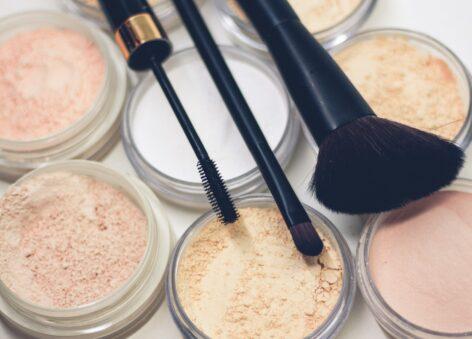 Shop-in-shop: eMAG has launched a hair care and make-up section